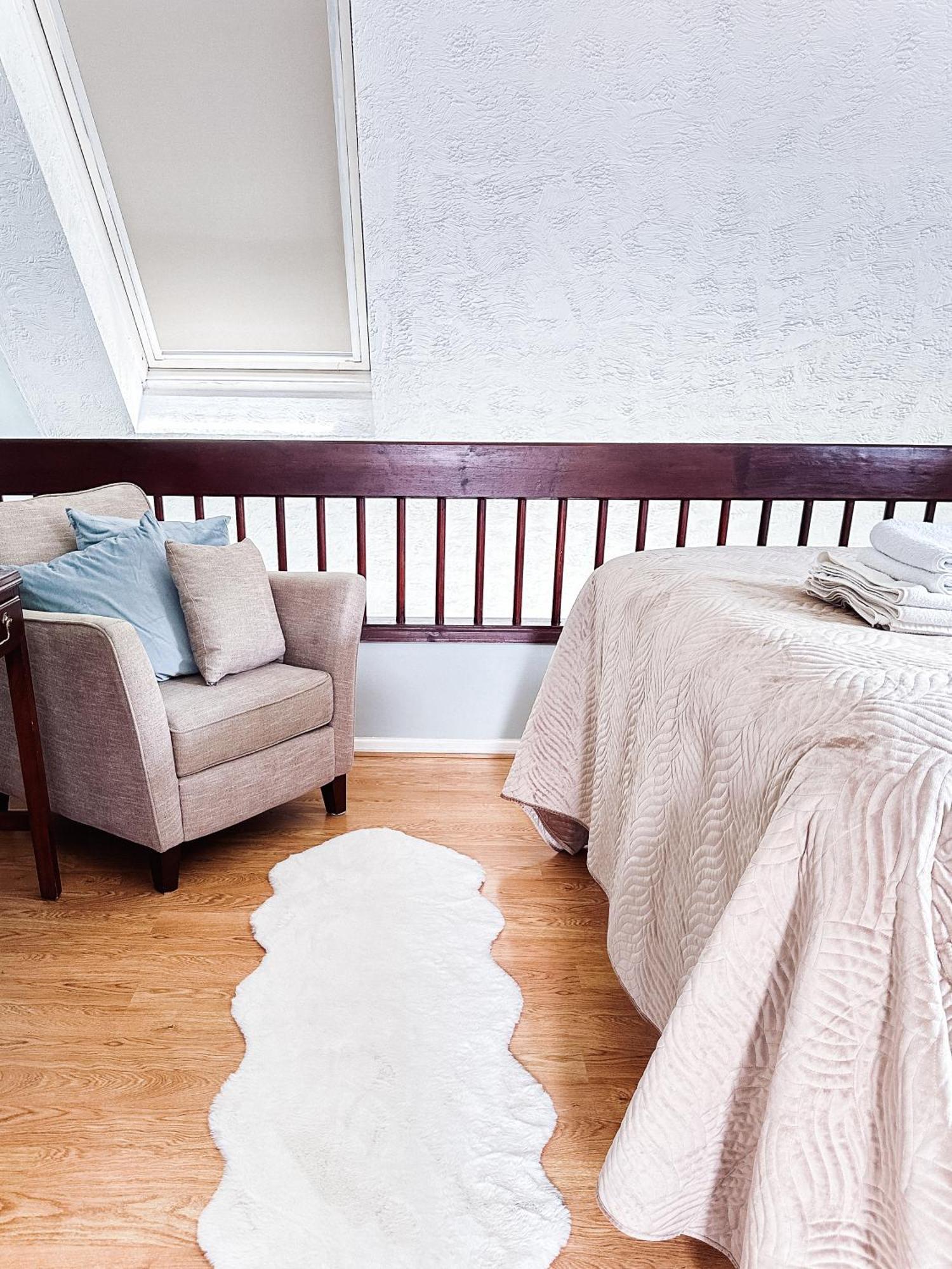 Beautiful Apartment In Guildford With Parking Send Dış mekan fotoğraf