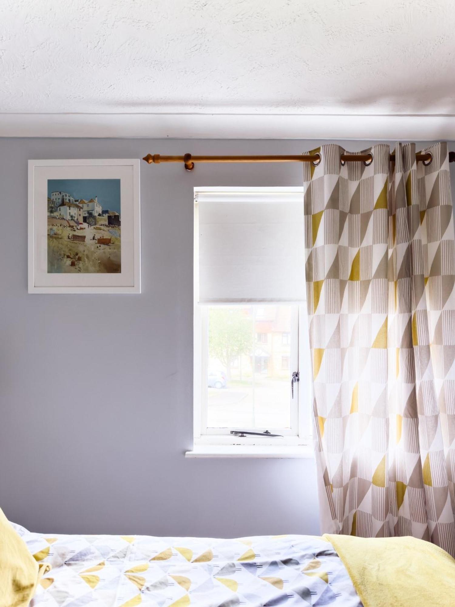 Beautiful Apartment In Guildford With Parking Send Dış mekan fotoğraf